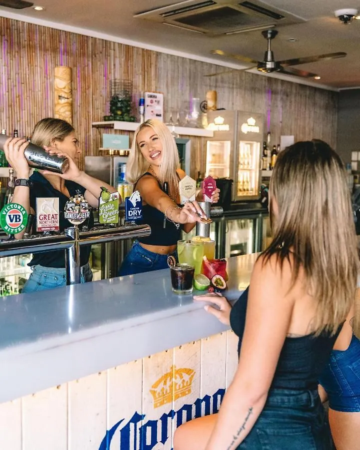 Gilligan'S Hotel & Resort Cairns Hostel